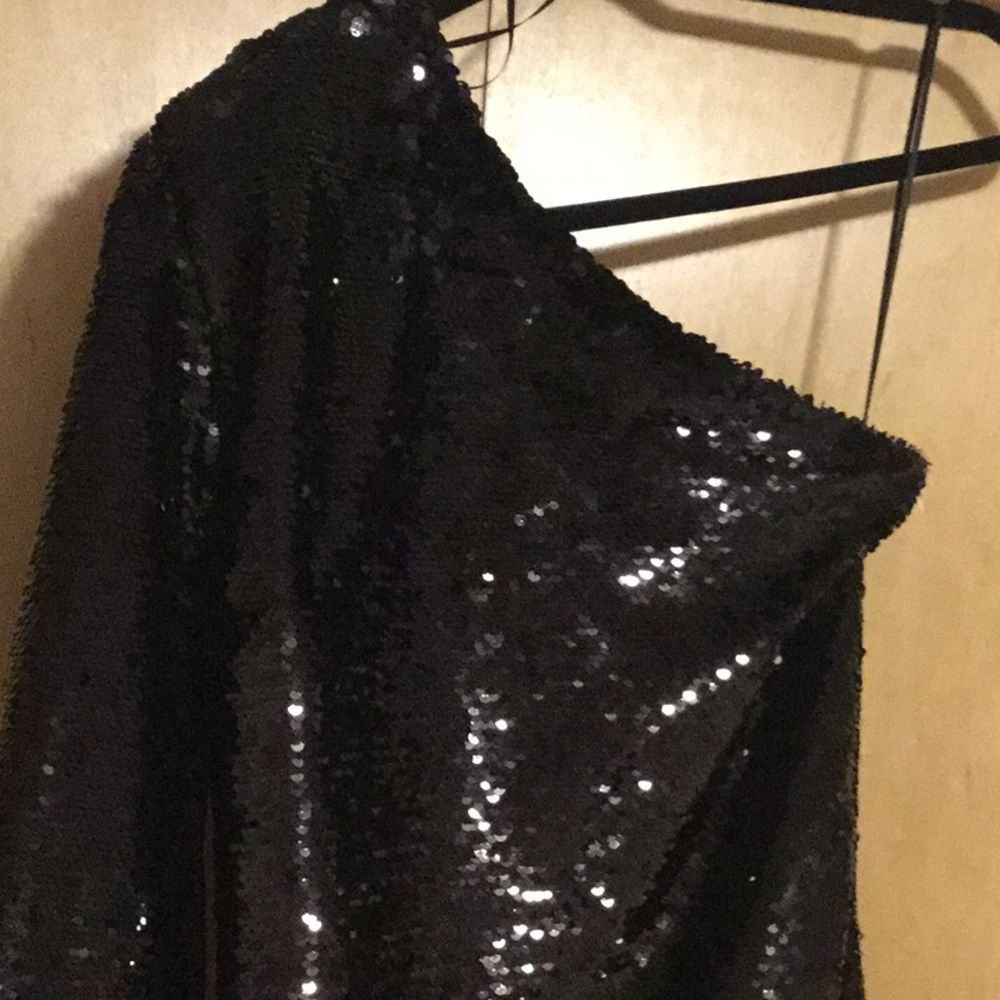 Edie Dress  RtA - Picture 2 of 16